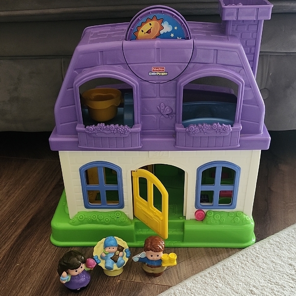 Fisher-Price Other - Fisher-Price Little People Purple and Yellow Playhouse